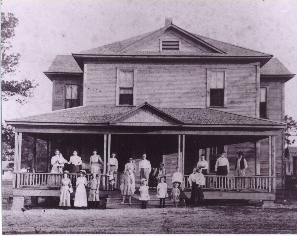 Haynie Hotel in Richards, 1911