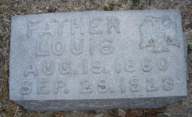 Gravestone for Louis Bissantz.

Sunnyside Cemetery, Sun City, Barber County, Kansas.

Photo by Nathan Lee.