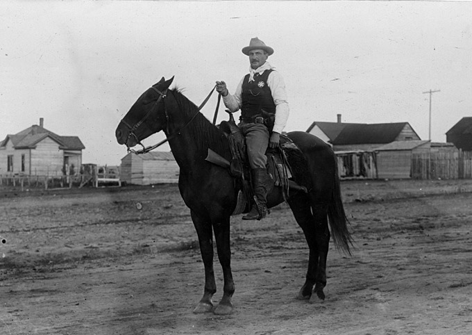 Campbell County Sheriff Lew Butler, ca. 1912. Rockpile Museum.