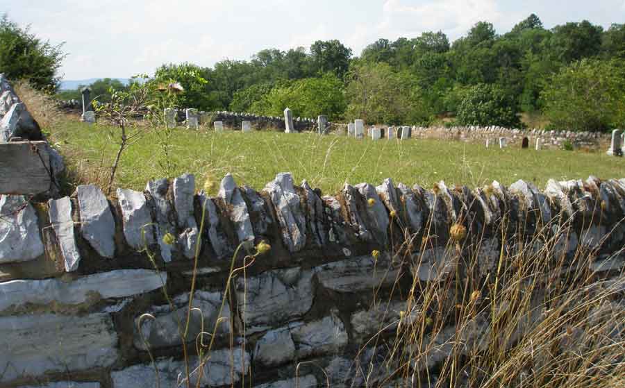 Rockwall surrounfing the Painter Cemetery