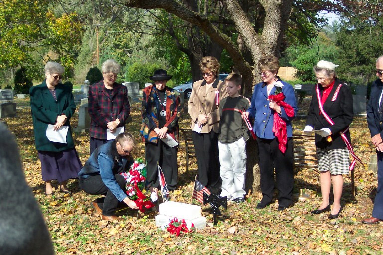 Descendants of Henry Clay Singleton honor their fallen ancestor